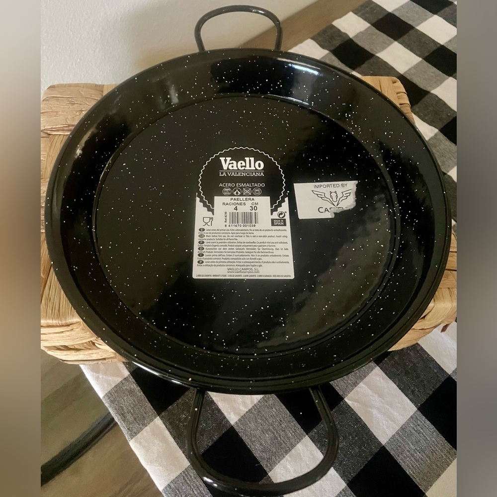 Vaello La Valenciana Paellera Pan-
Serves Four-
30CM = 11.81 In.-
NWT - SPAIN